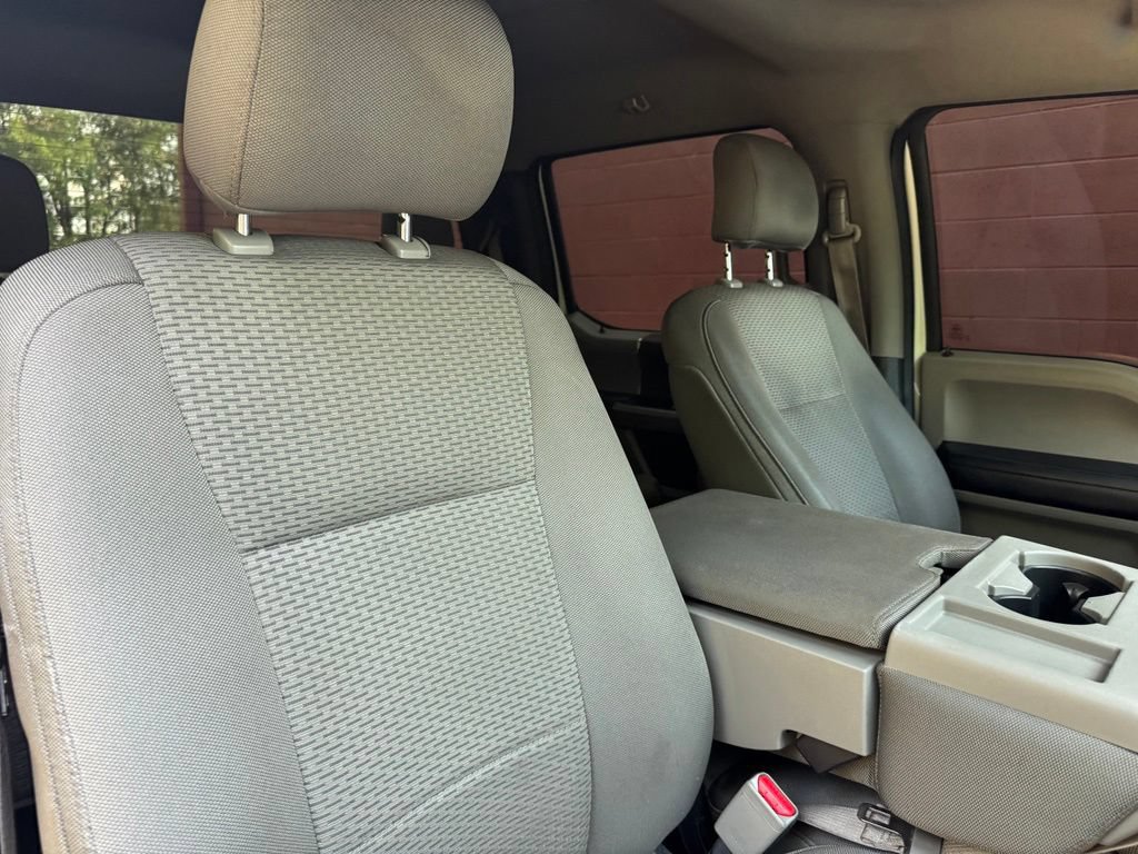 Used 2016 Ford F150 XLT AWD/4WD image 27