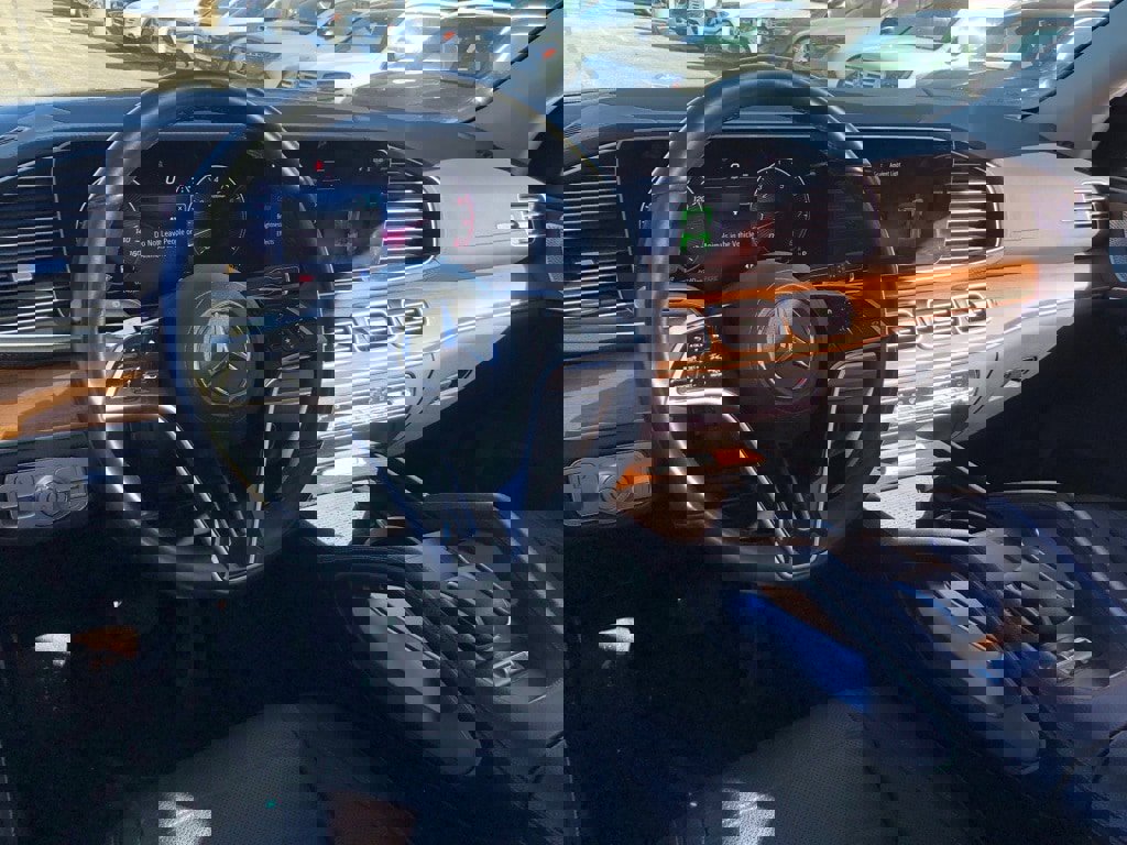 Certified 2024 Mercedes-Benz GLS 450 4MATIC image 17