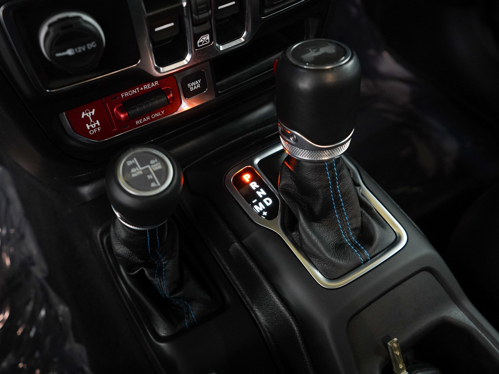 Used 2023 Jeep Wrangler Unlimited Rubicon 4xe w/ Steel Bumper Group image 27