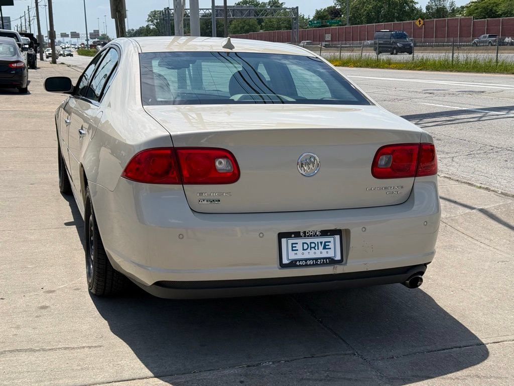 Used 2011 Buick Lucerne CXL FWD image 9