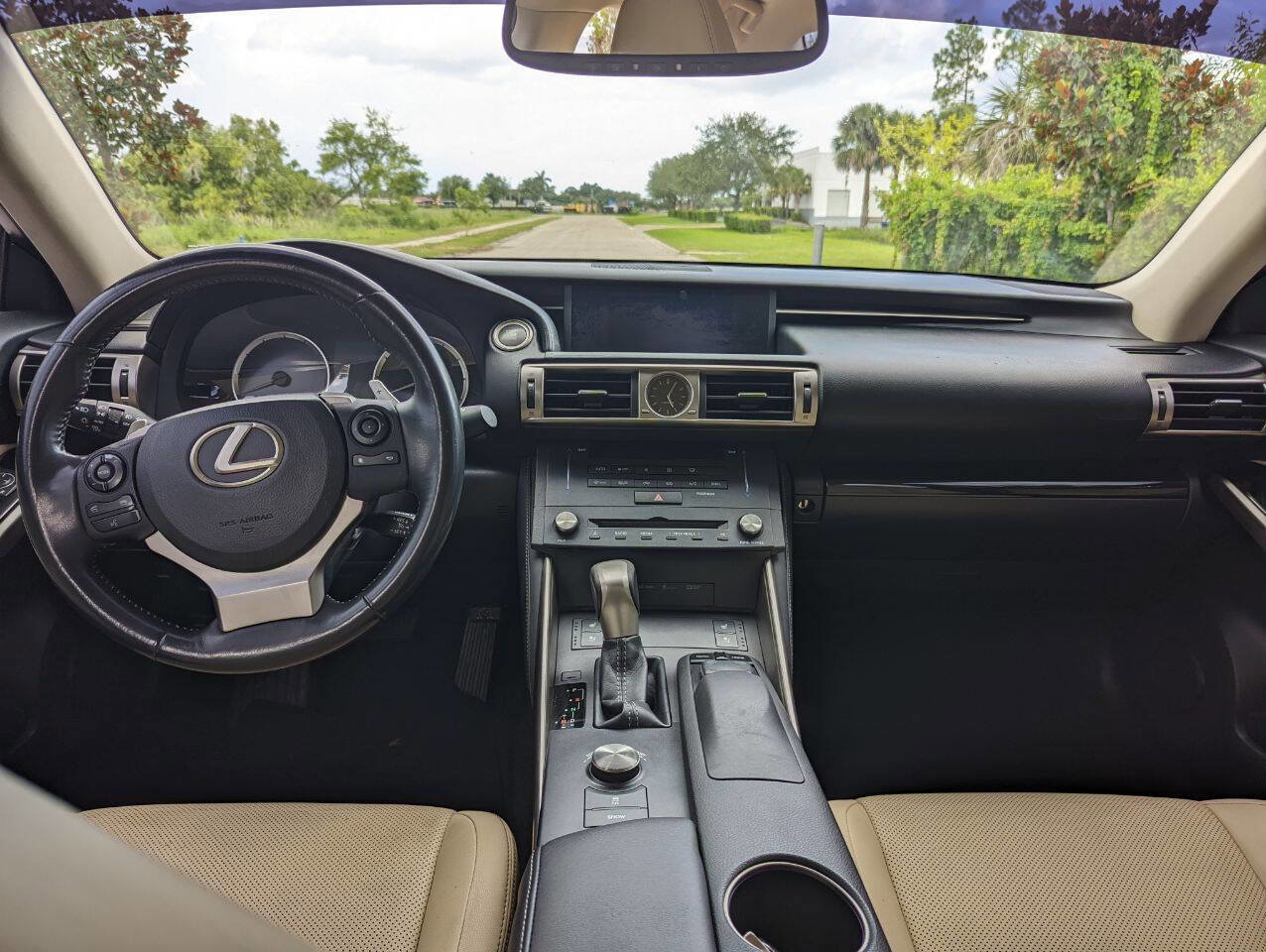 Used 2015 Lexus IS 350 image 29