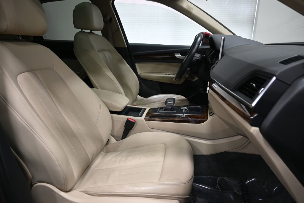 Used 2018 Audi Q5 2.0T Premium Plus w/ Premium Plus Package image 19
