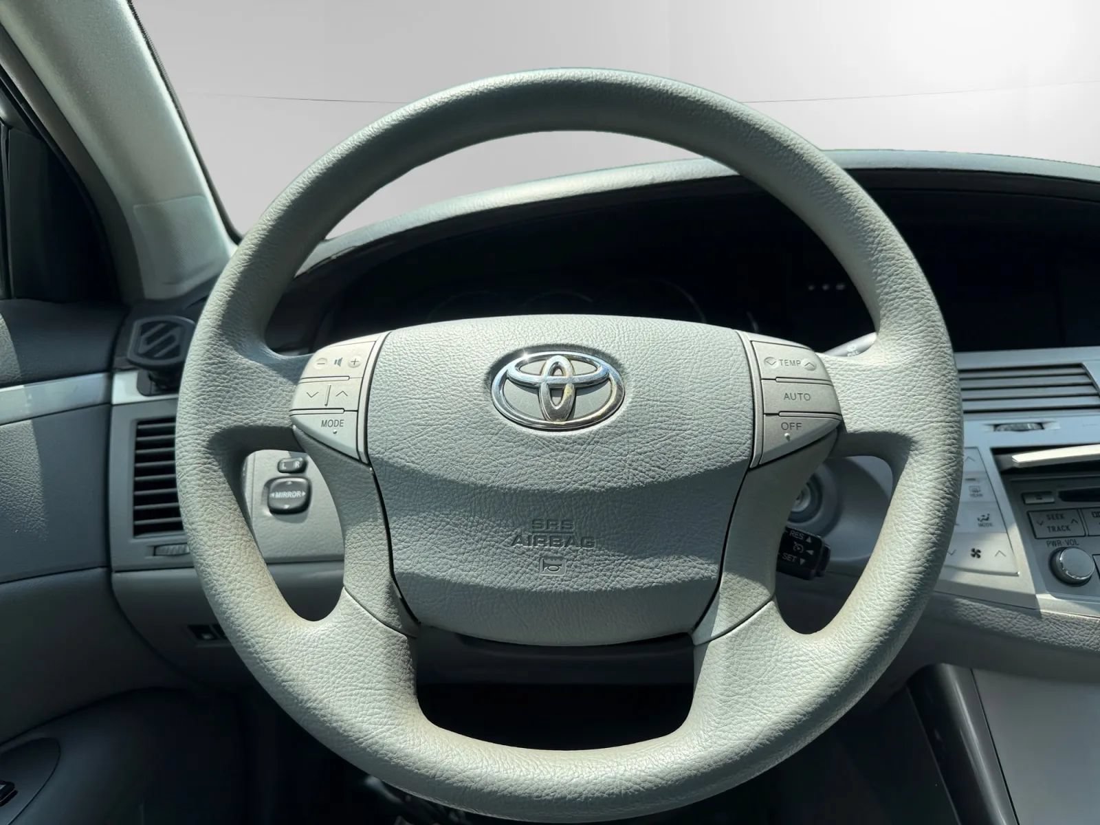 Used 2006 Toyota Avalon XL FWD image 14