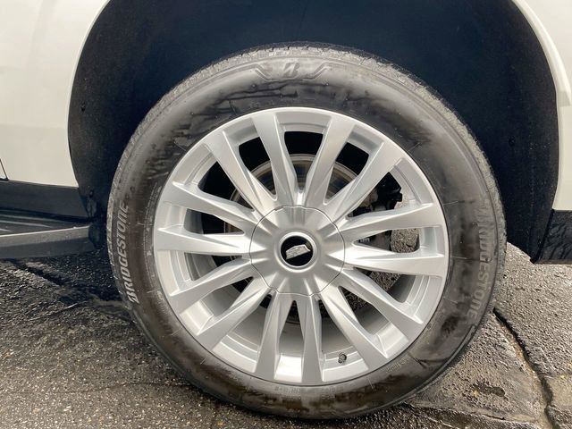Certified 2023 Cadillac Escalade ESV Luxury AWD/4WD image 34