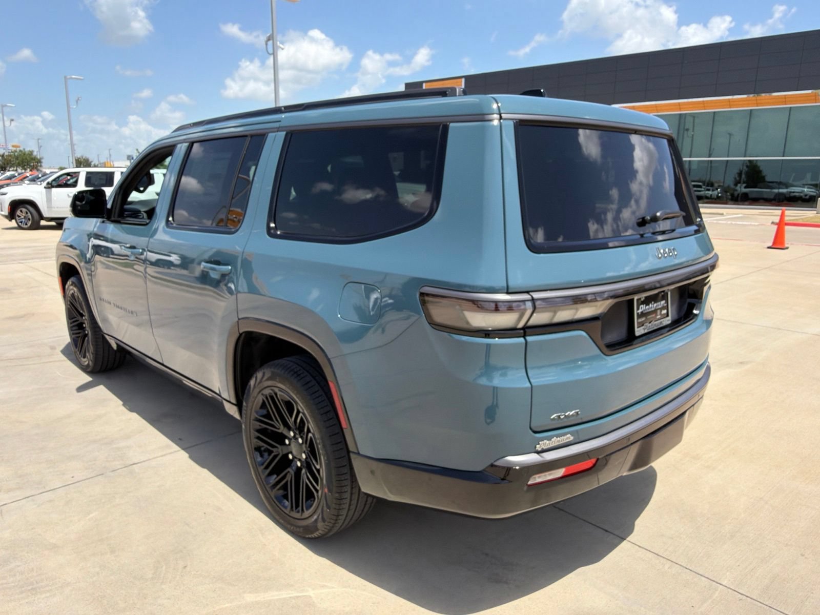 New 2026 Jeep Grand Wagoneer Limited AWD/4WD image 3
