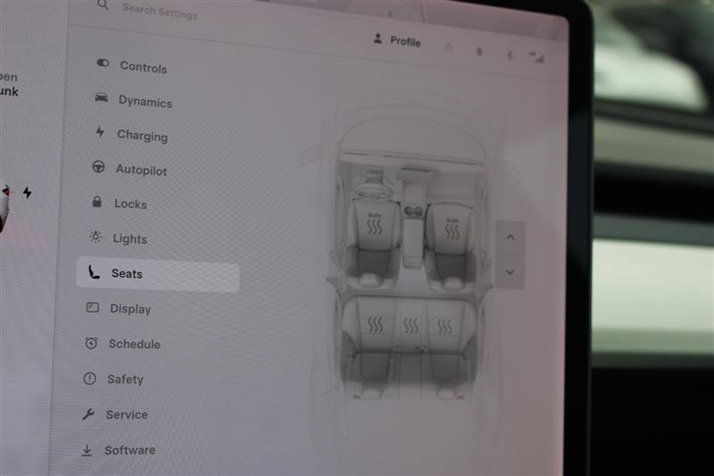 Used 2021 Tesla Model 3 Standard Range Plus image 17