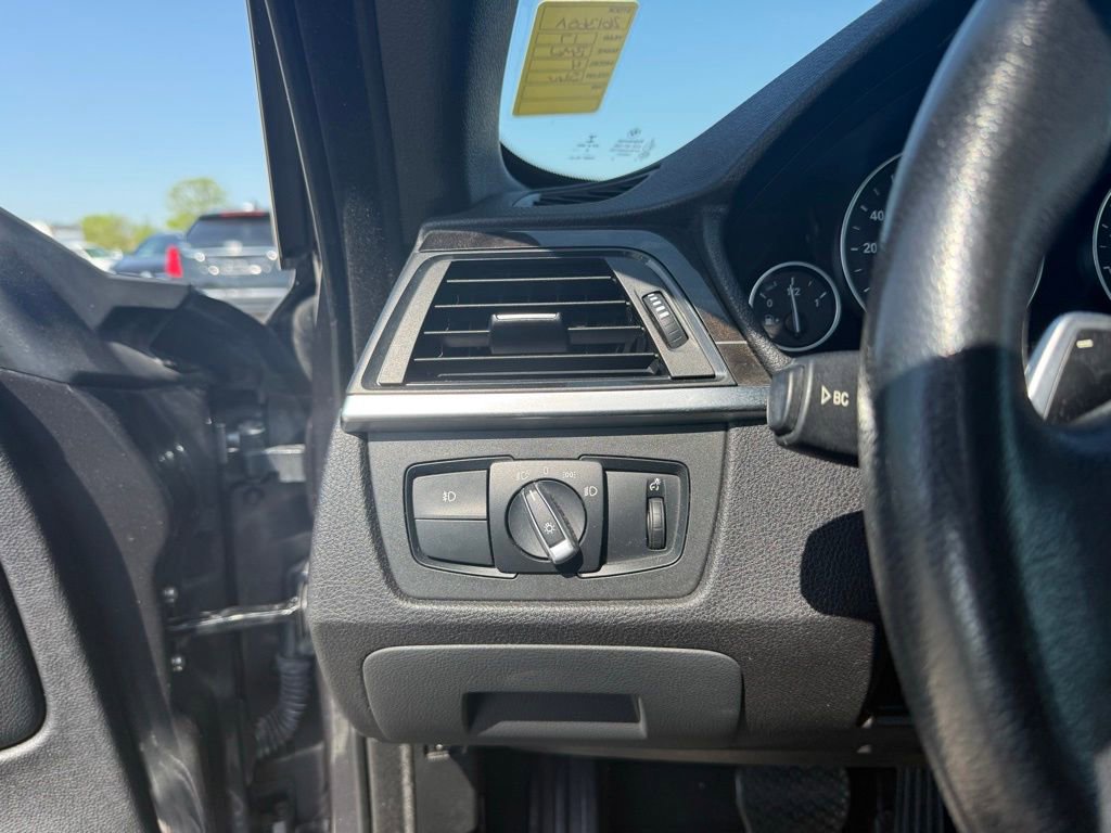 Used 2017 BMW 430i xDrive Convertible AWD/4WD image 20