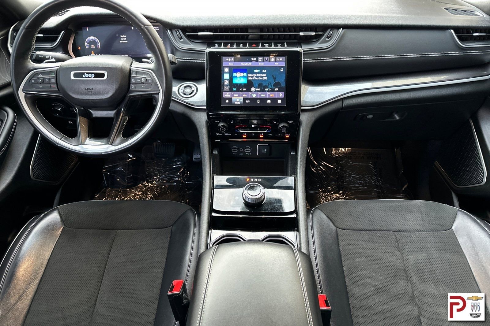 Used 2022 Jeep Grand Cherokee L Laredo image 16