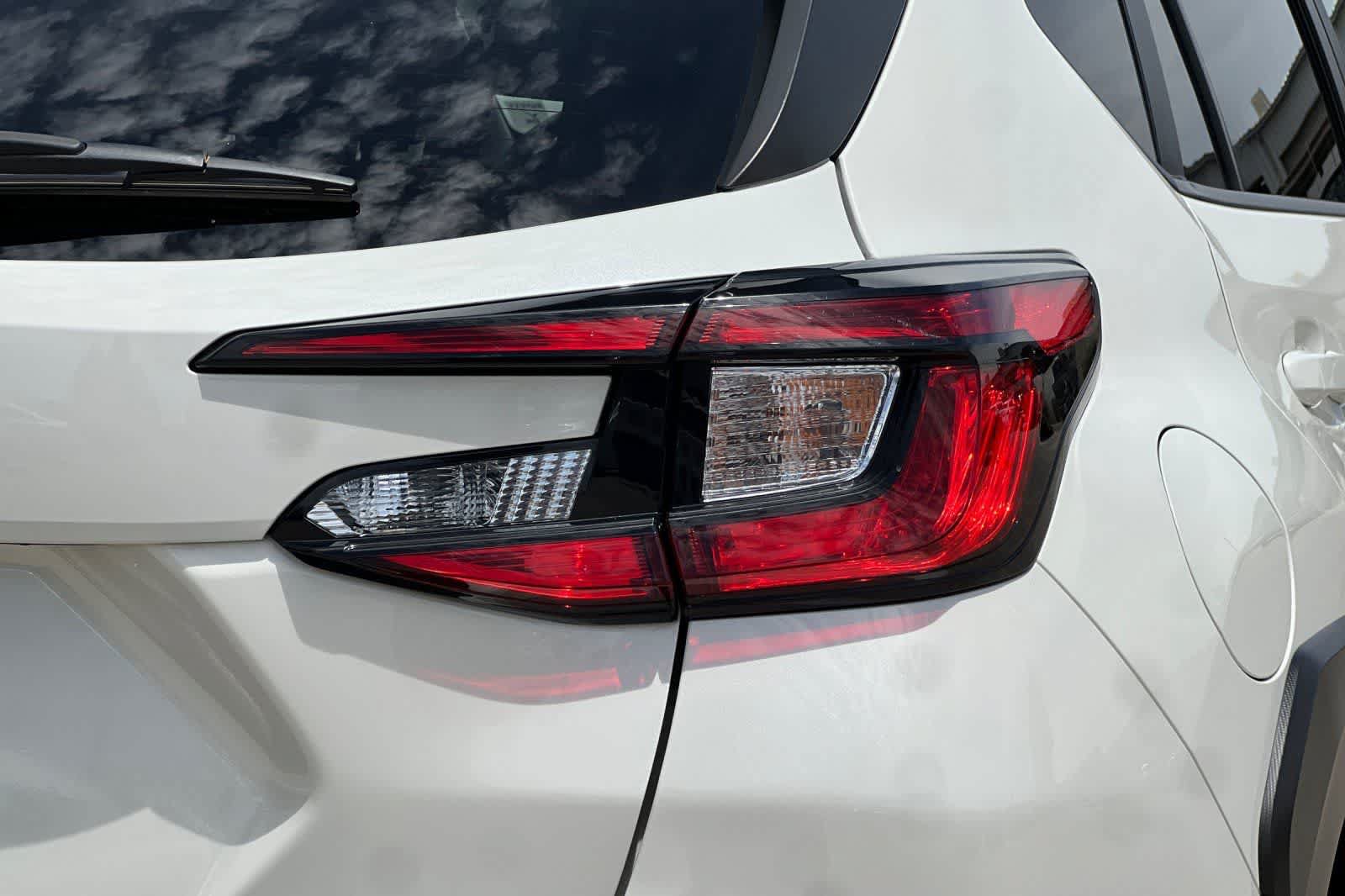 Used 2024 Subaru Crosstrek 2.0i Premium w/ Popular Package #3 AWD/4WD image 34