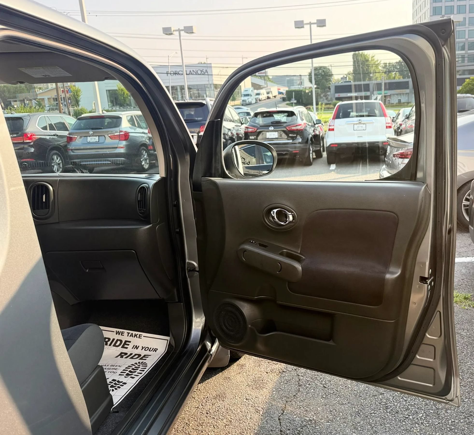 Used 2010 Nissan Cube 1.8 S w/ Interior Designer Pkg FWD image 30