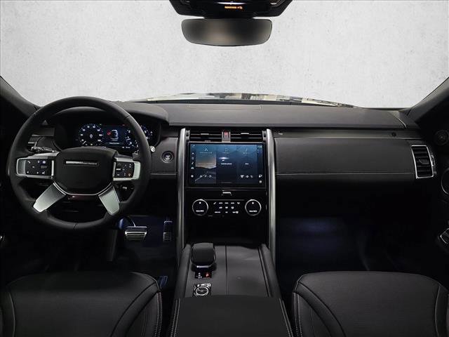 New 2026 Land Rover Discovery Limited Edition AWD/4WD image 9