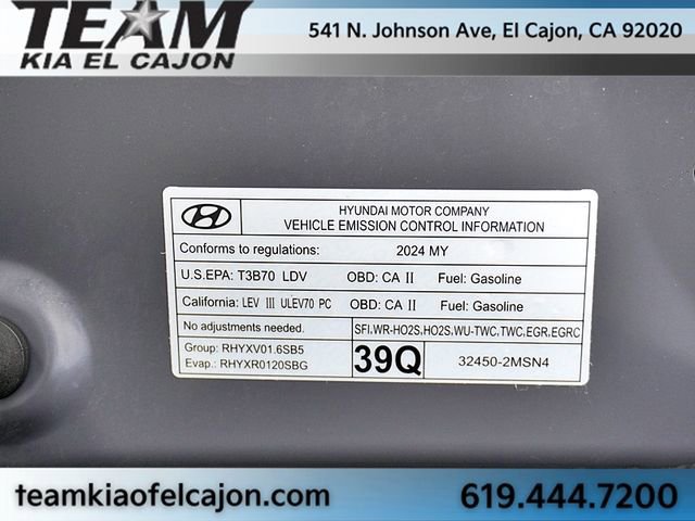 Used 2024 Hyundai Venue Limited image 36