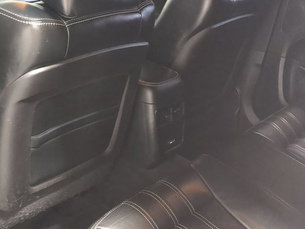 Used 2017 Chrysler 300 S AWD/4WD image 22