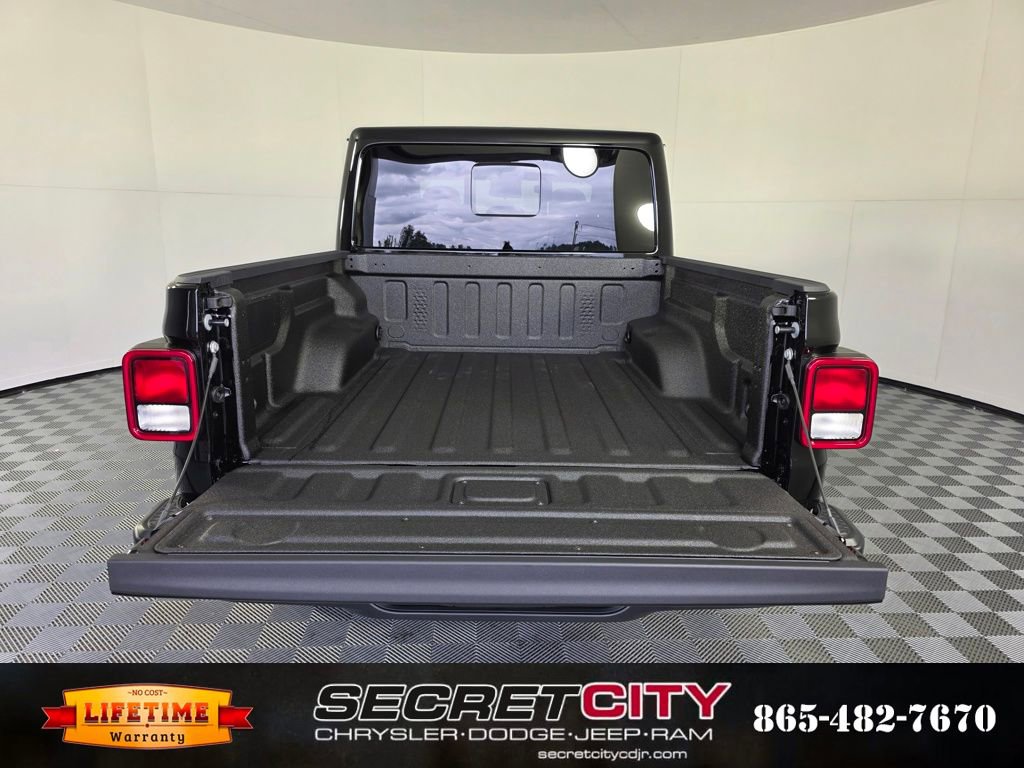 New 2025 Jeep Gladiator Sport AWD/4WD image 30