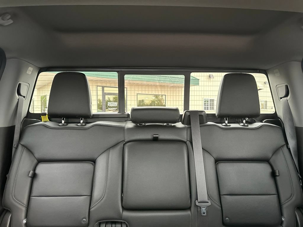 Used 2021 Chevrolet Silverado 1500 LTZ w/ LTZ Premium Package AWD/4WD image 32