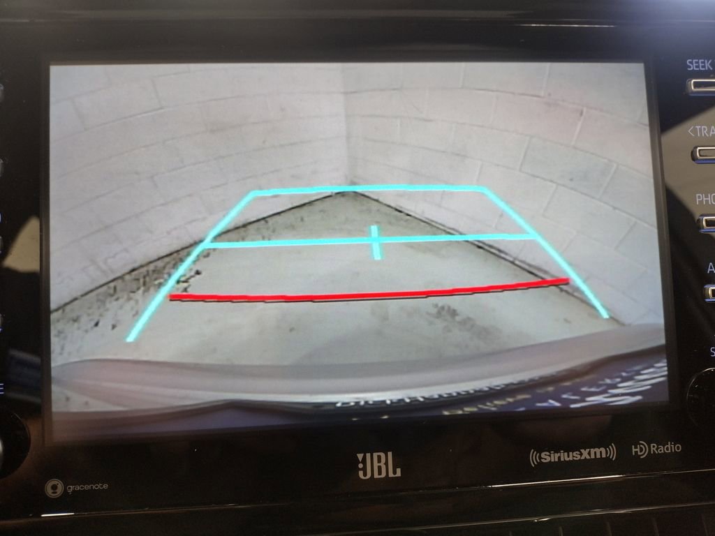 Used 2022 Toyota Corolla XSE FWD image 9