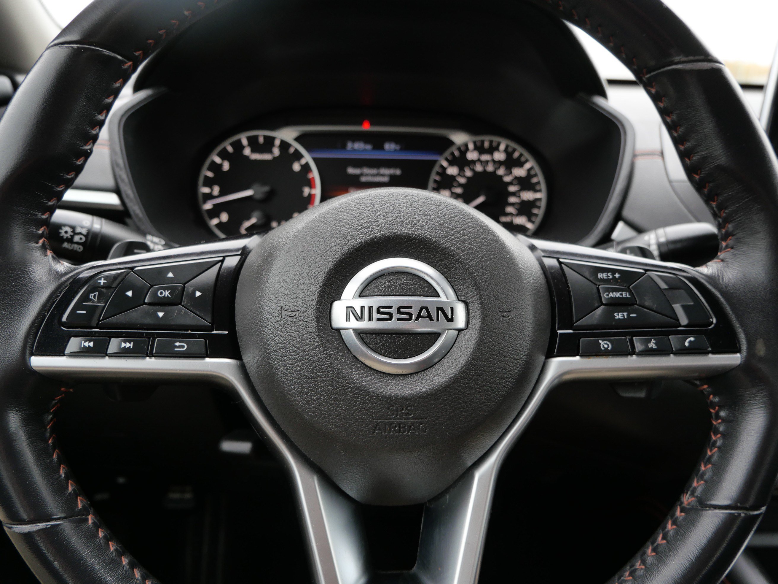 Used 2020 Nissan Altima 2.5 SR FWD image 25