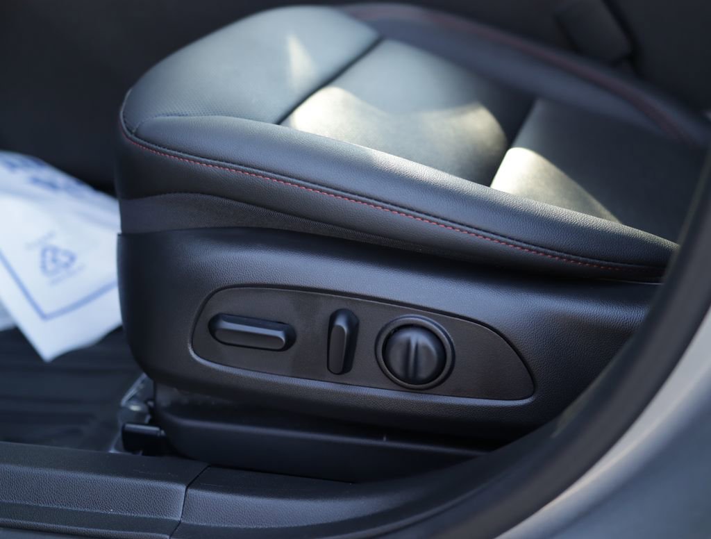 Used 2026 Chevrolet Trax RS w/ Driver Confidence Package image 20