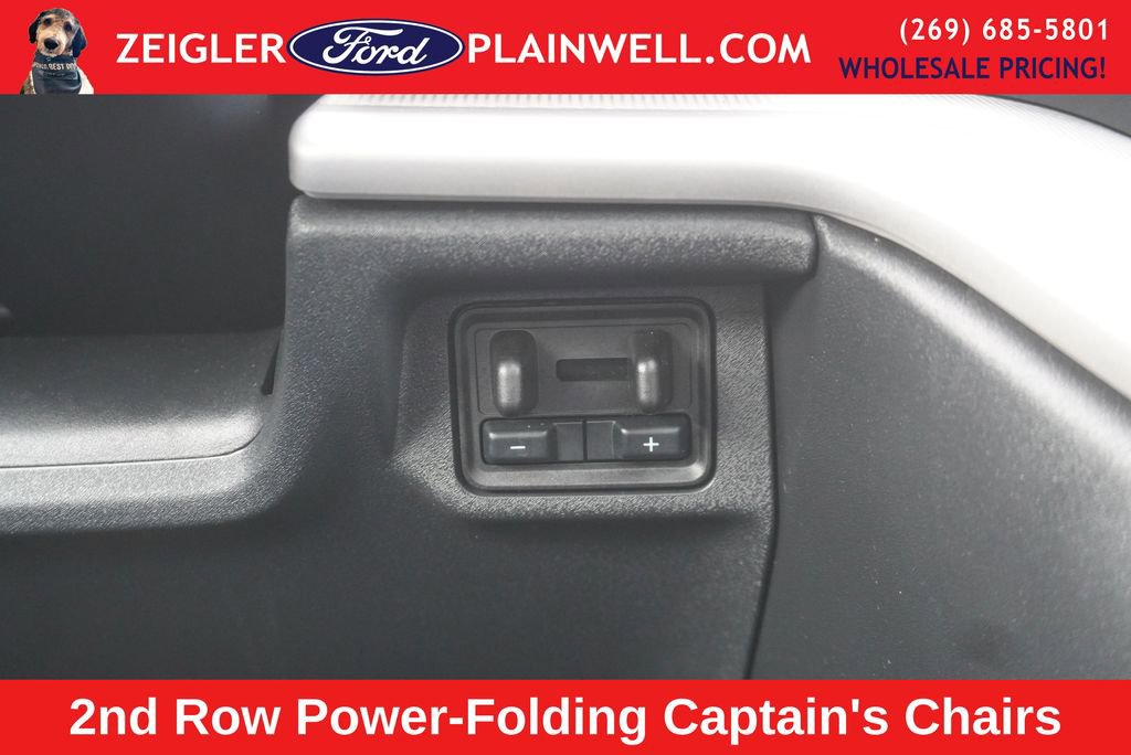 Used 2025 Ford Expedition Active image 30