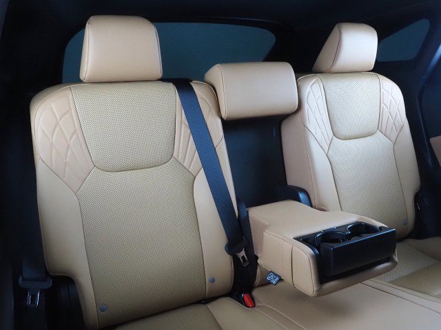 Used 2025 Lexus RX 350 FWD w/ Accessory Package (Z1) image 16