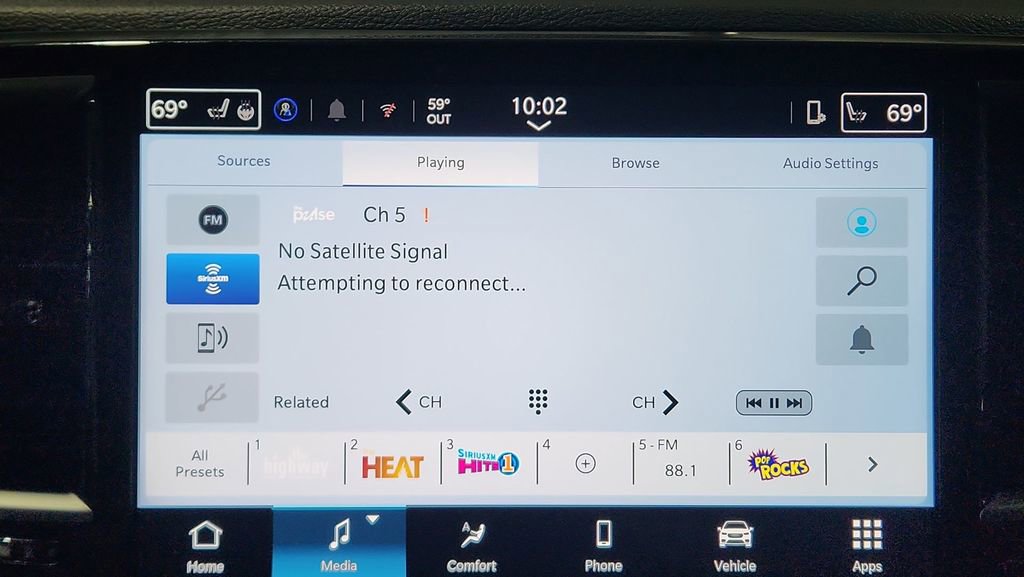 New 2026 Chrysler Pacifica Select AWD/4WD image 20