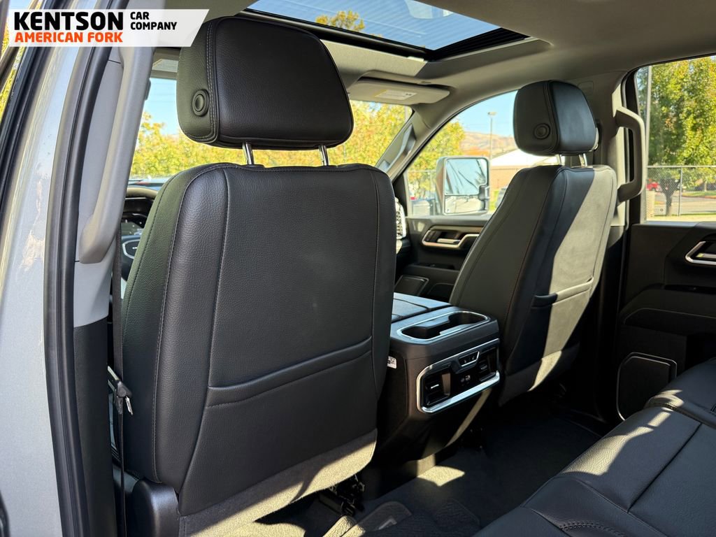 Used 2025 GMC Sierra 3500 Denali image 33