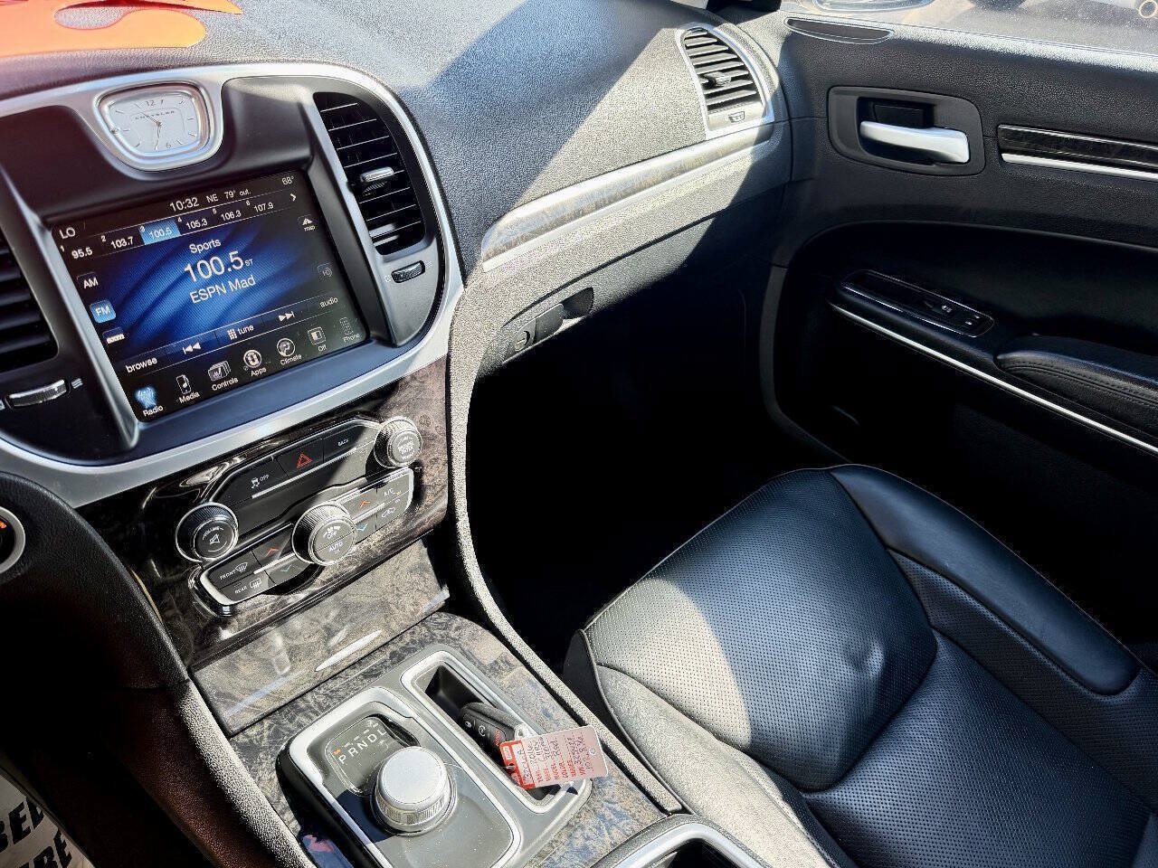 Used 2016 Chrysler 300 C AWD/4WD image 47