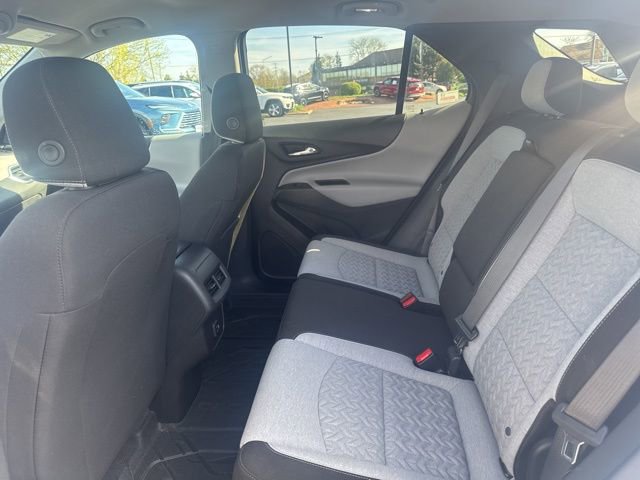 Used 2024 Chevrolet Equinox LS w/ LS Convenience Package image 11