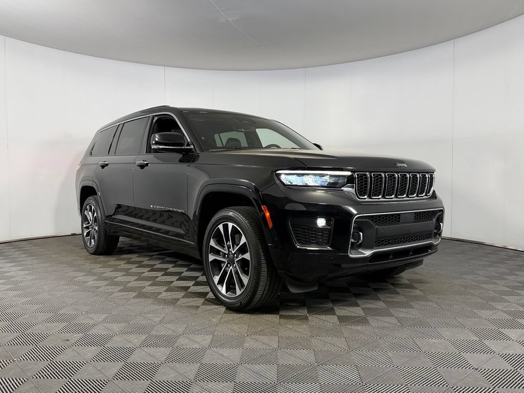 Used 2023 Jeep Grand Cherokee L Overland w/ Trailer Tow Group (B) RWD image 4