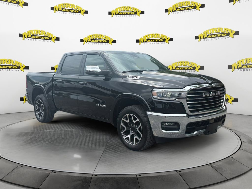 Used 2025 RAM 1500 Laramie AWD/4WD image 7