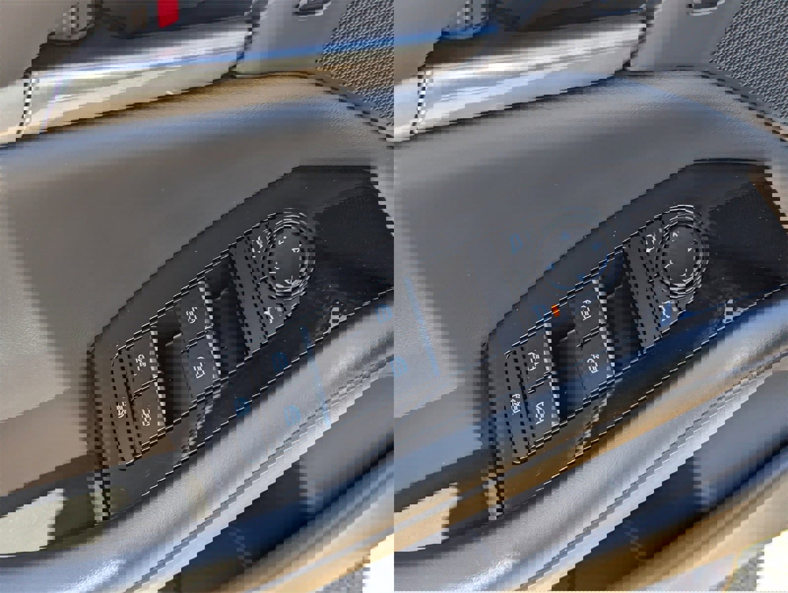 Used 2025 MAZDA MAZDA3 s image 19