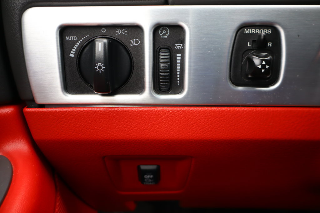 Used 2002 Ford Thunderbird RWD image 20