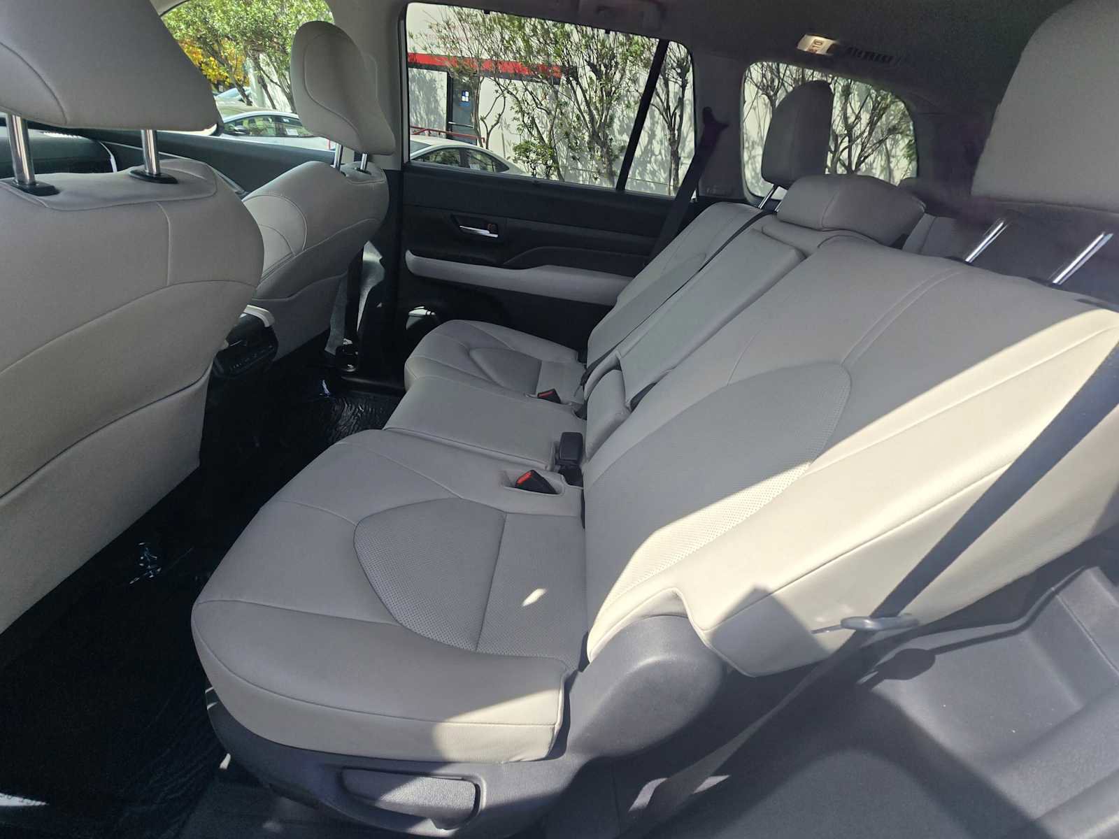 Used 2024 Toyota Grand Highlander XLE image 22