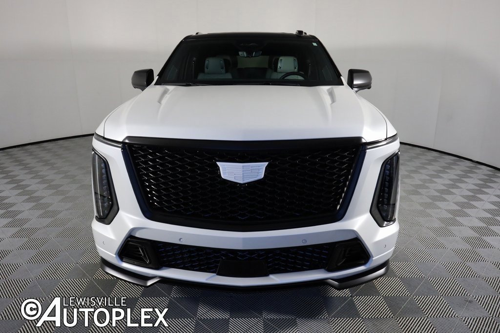 Used 2025 Cadillac Escalade V image 3
