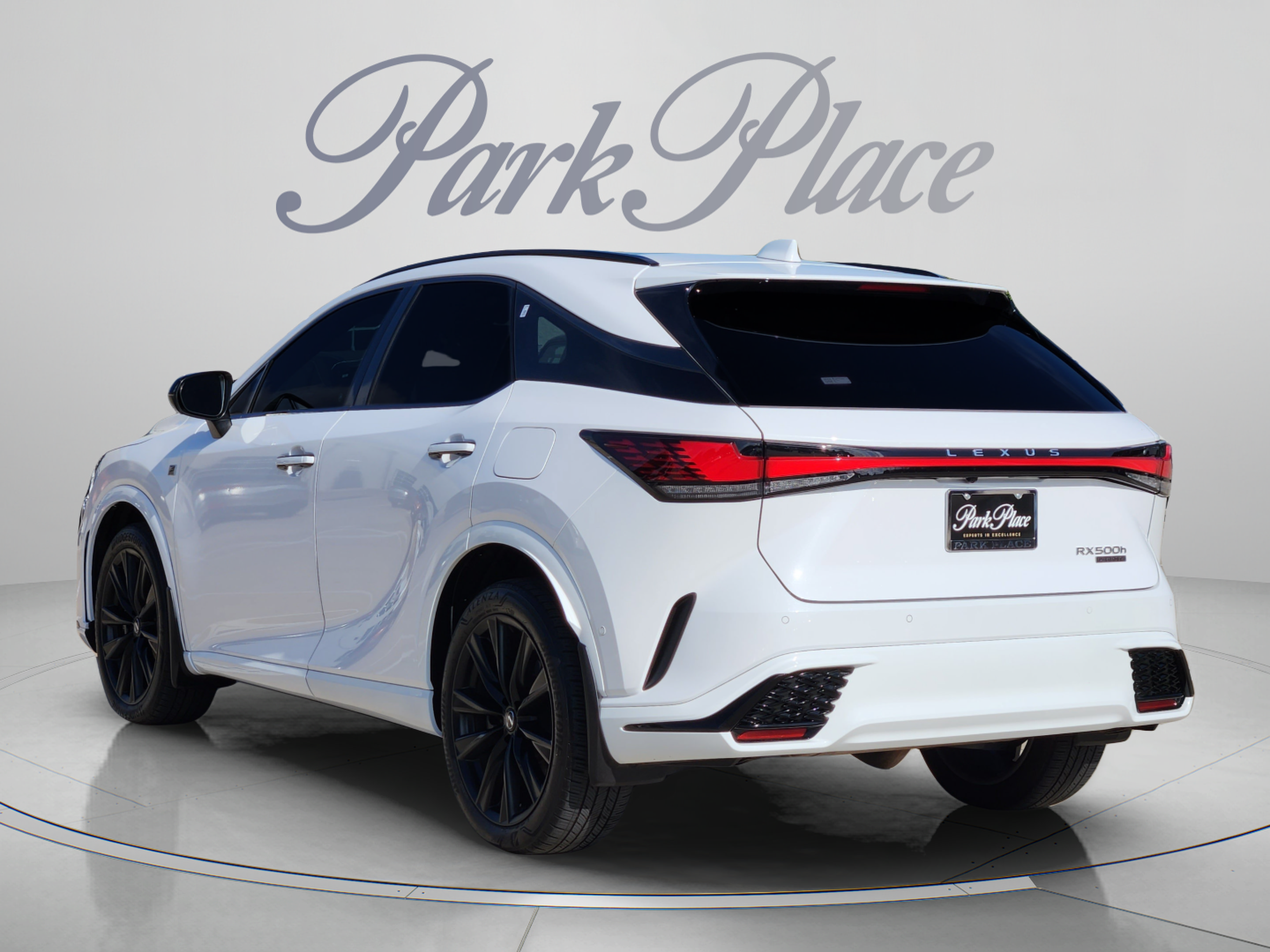 Used 2023 Lexus RX 500h F Sport w/ Cold Area Package AWD/4WD image 3