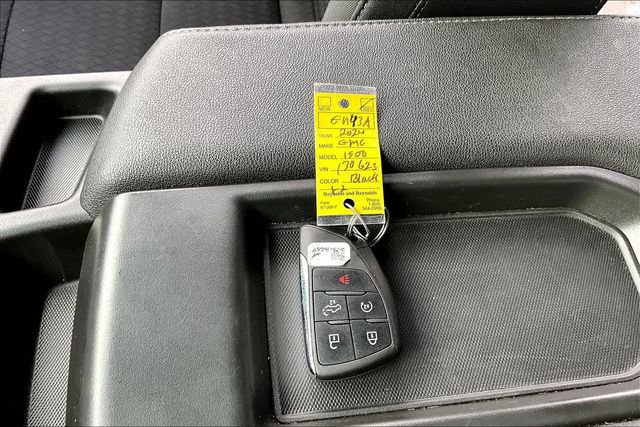 Used 2024 GMC Sierra 1500 Elevation w/ LPO, Elevation Black Package image 36