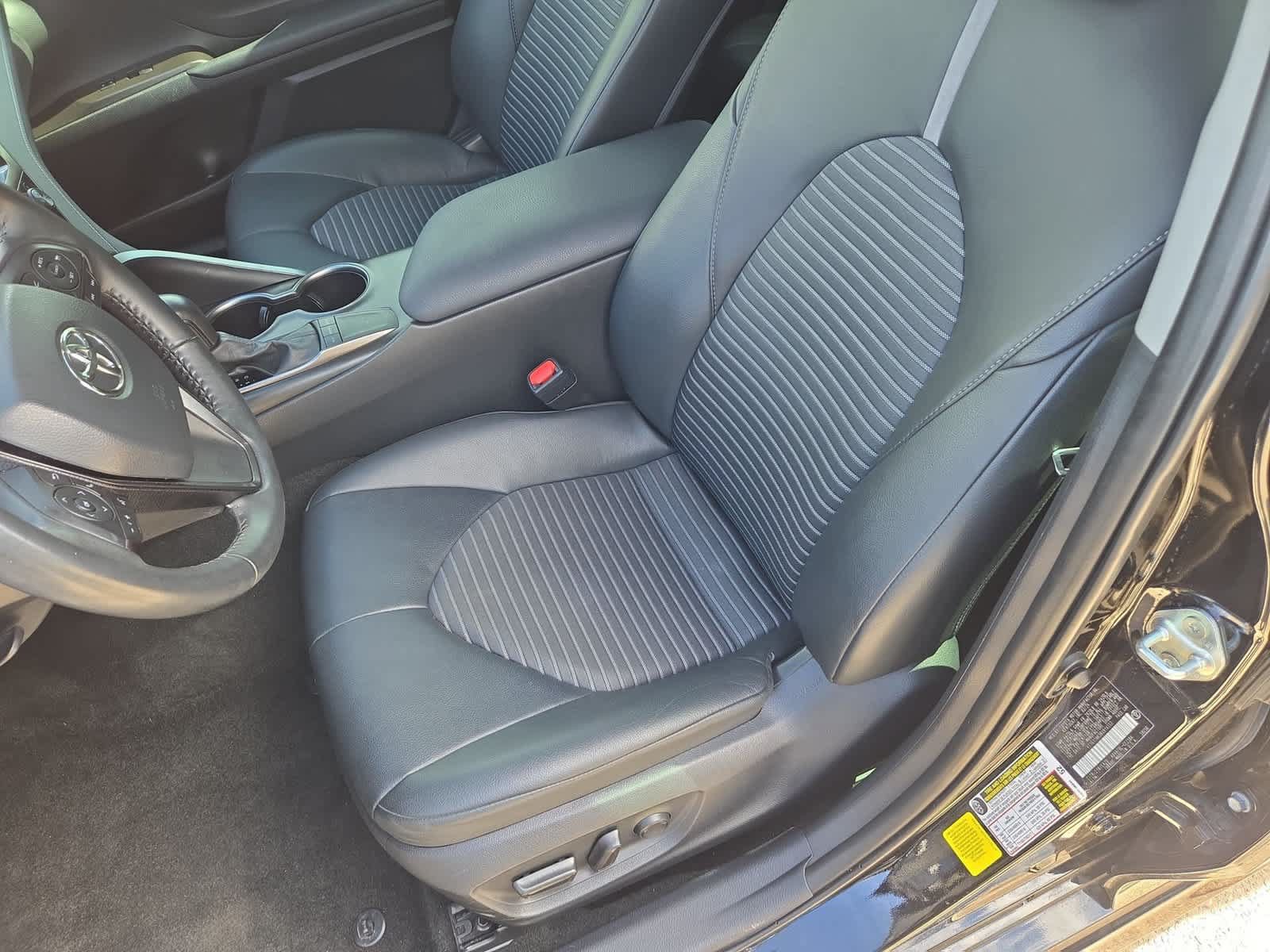 Used 2024 Toyota Camry SE FWD image 16