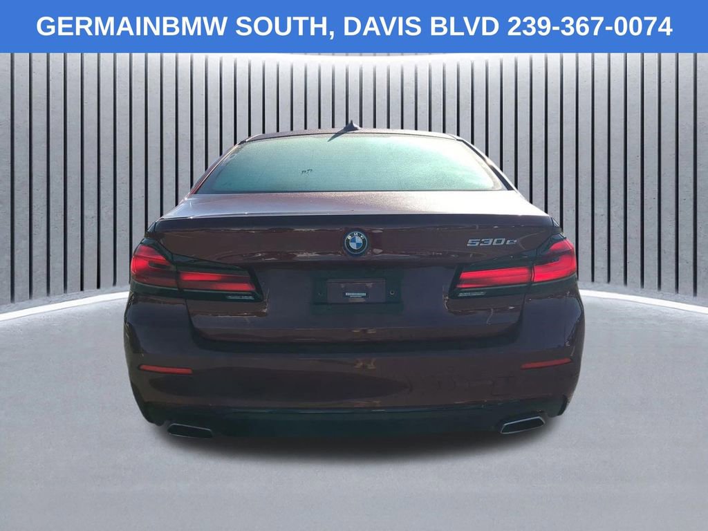 Used 2023 BMW 530e w/ Convenience Package image 6