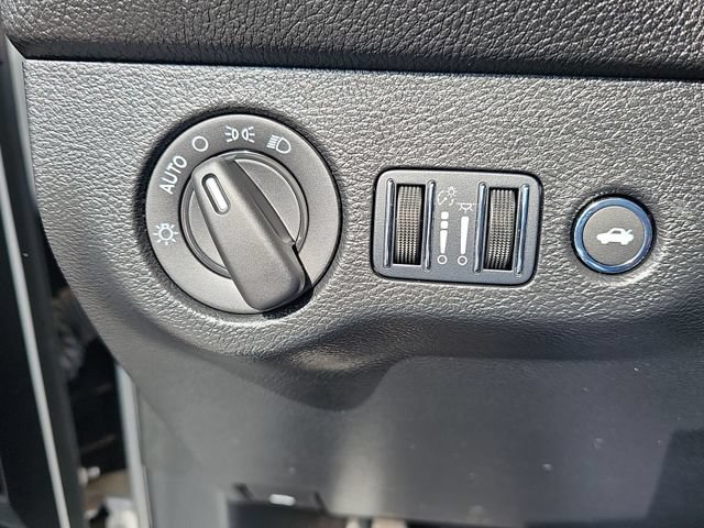 Used 2023 Dodge Challenger R/T Scat Pack RWD image 19