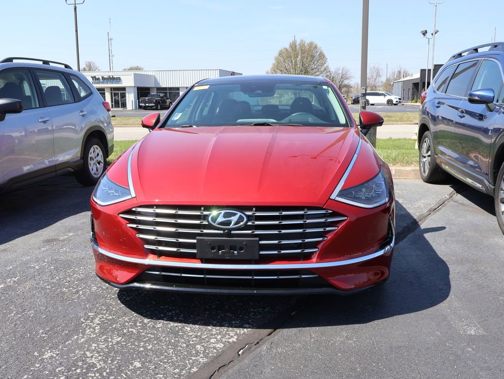 Used 2023 Hyundai Sonata Limited w/ Cargo Package image 4