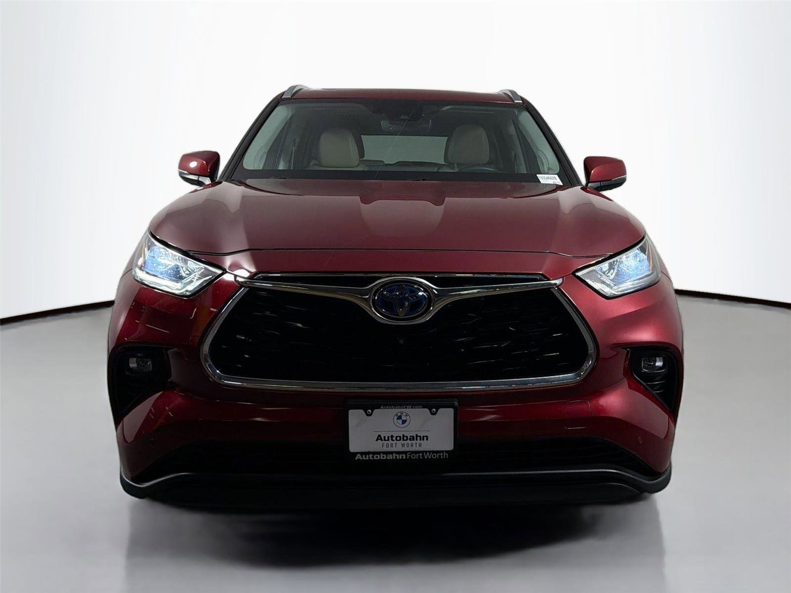 Used 2021 Toyota Highlander Limited image 3