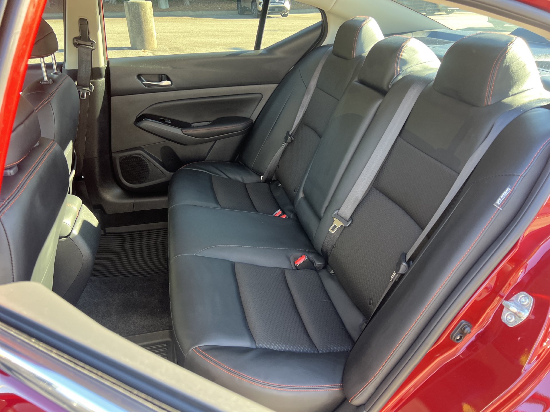 Used 2025 Nissan Altima 2.5 SR FWD image 16