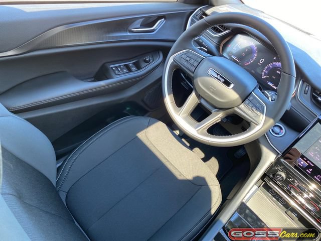 New 2026 Jeep Grand Cherokee Laredo X AWD/4WD image 21