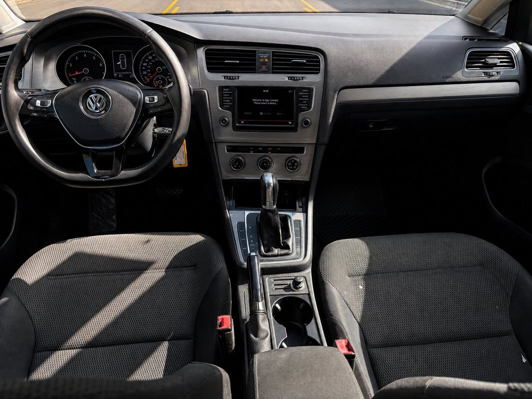 Used 2016 Volkswagen Golf S FWD image 11