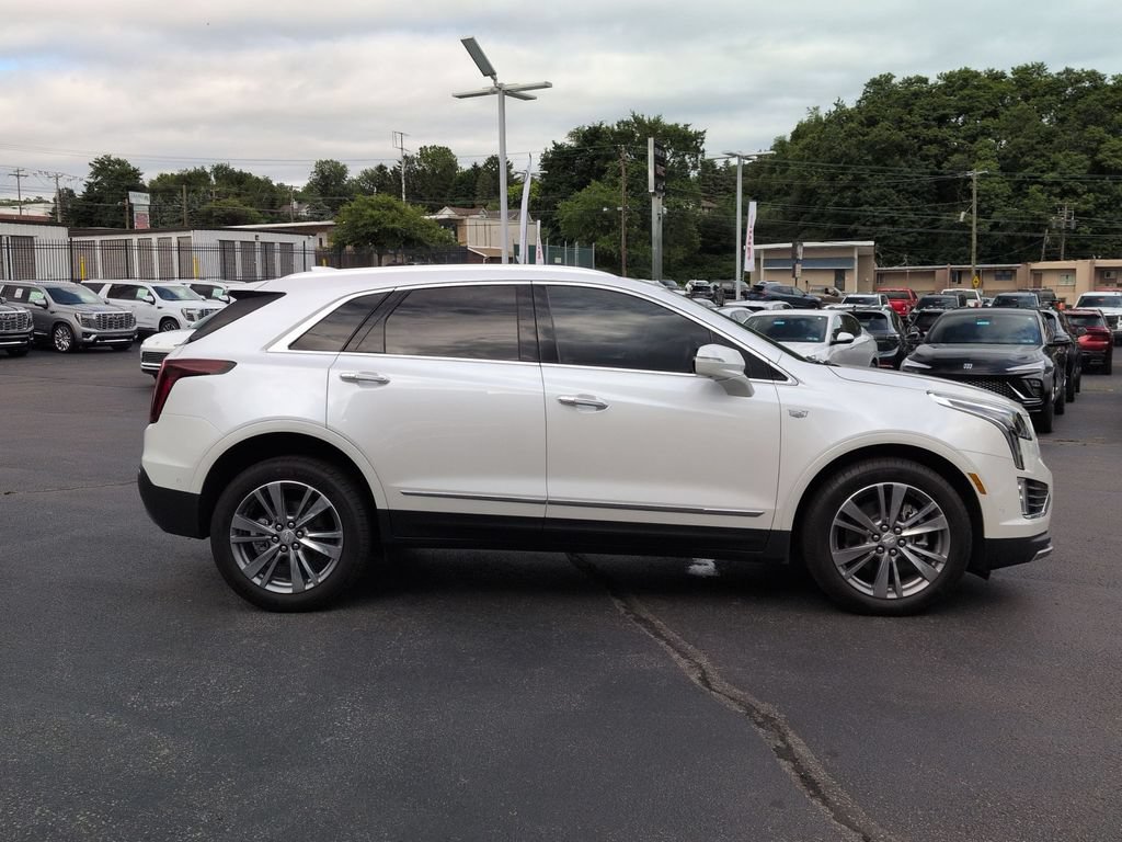 Used 2026 Cadillac XT5 Premium Luxury w/ Driver Assist Package AWD/4WD image 4