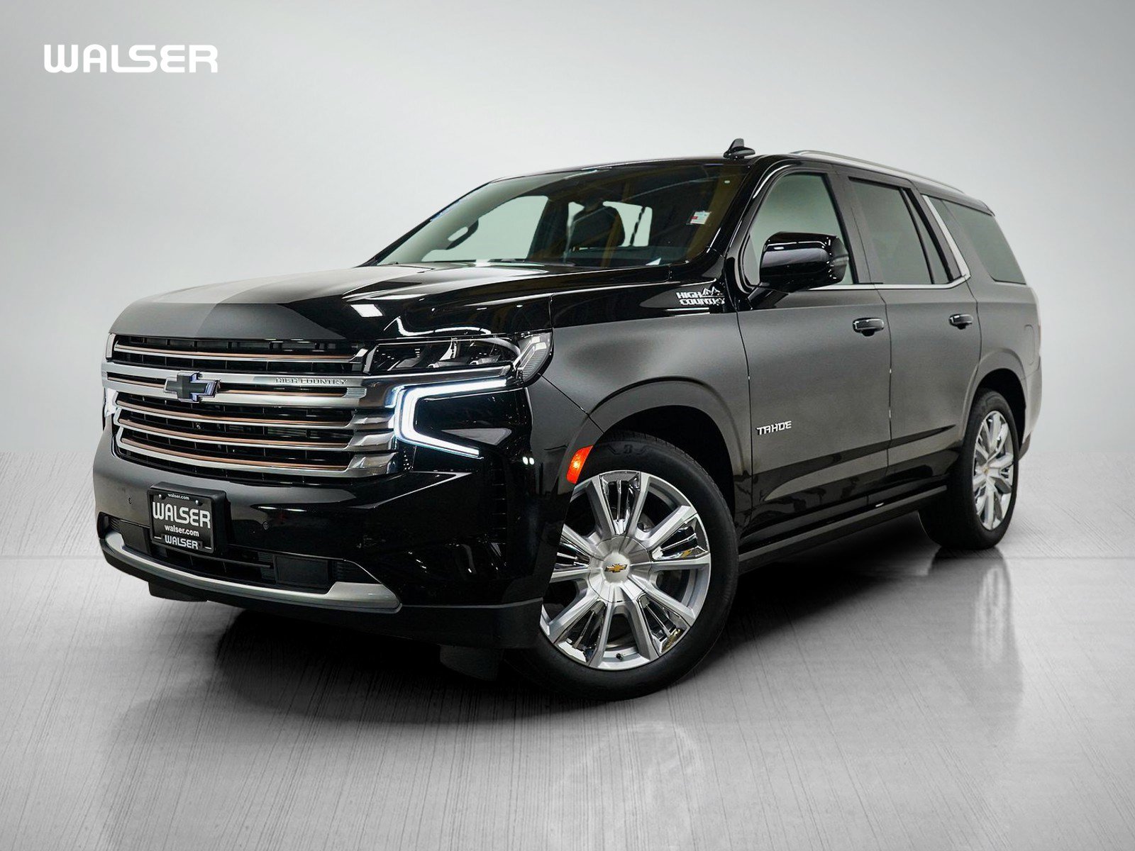 Used 2024 Chevrolet Tahoe High Country AWD/4WD image 1