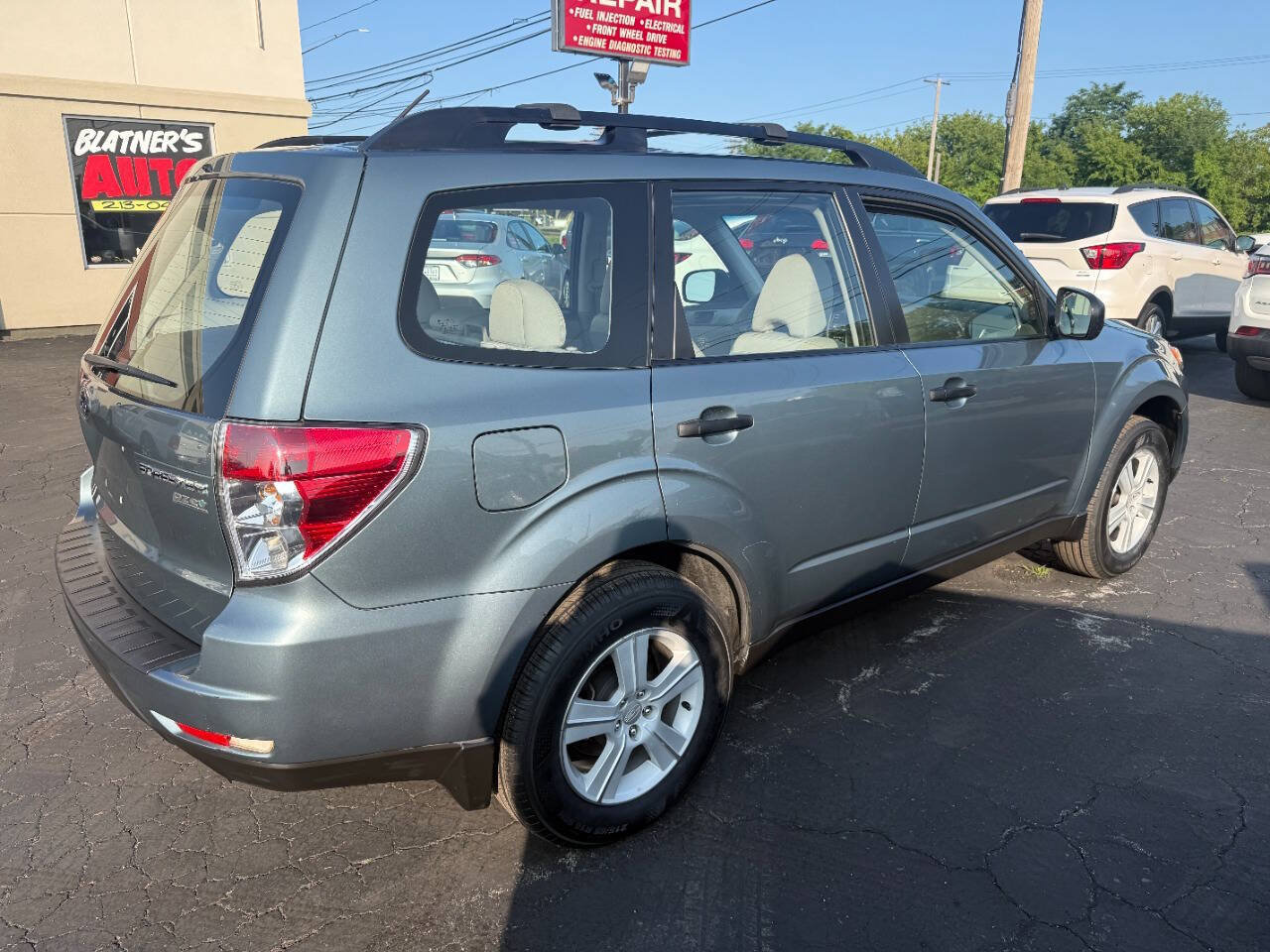 Used 2010 Subaru Forester 2.5X AWD/4WD image 6