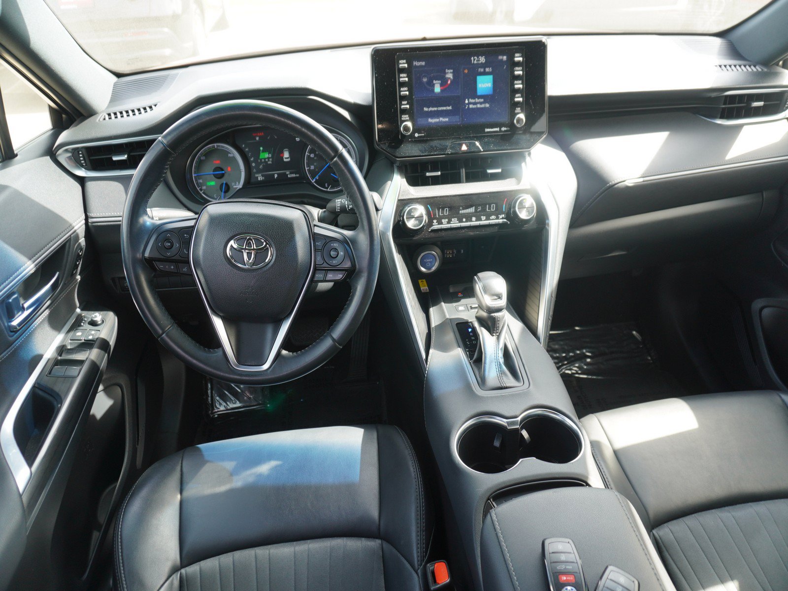 Used 2021 Toyota Venza XLE AWD/4WD image 2