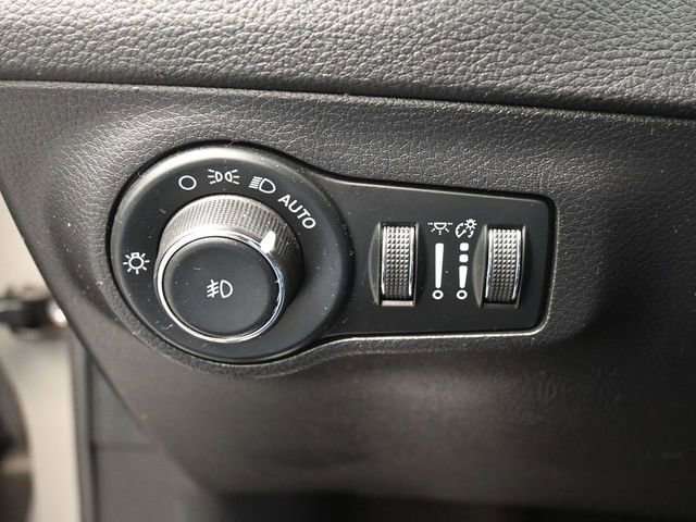 Used 2021 Jeep Compass Limited image 33