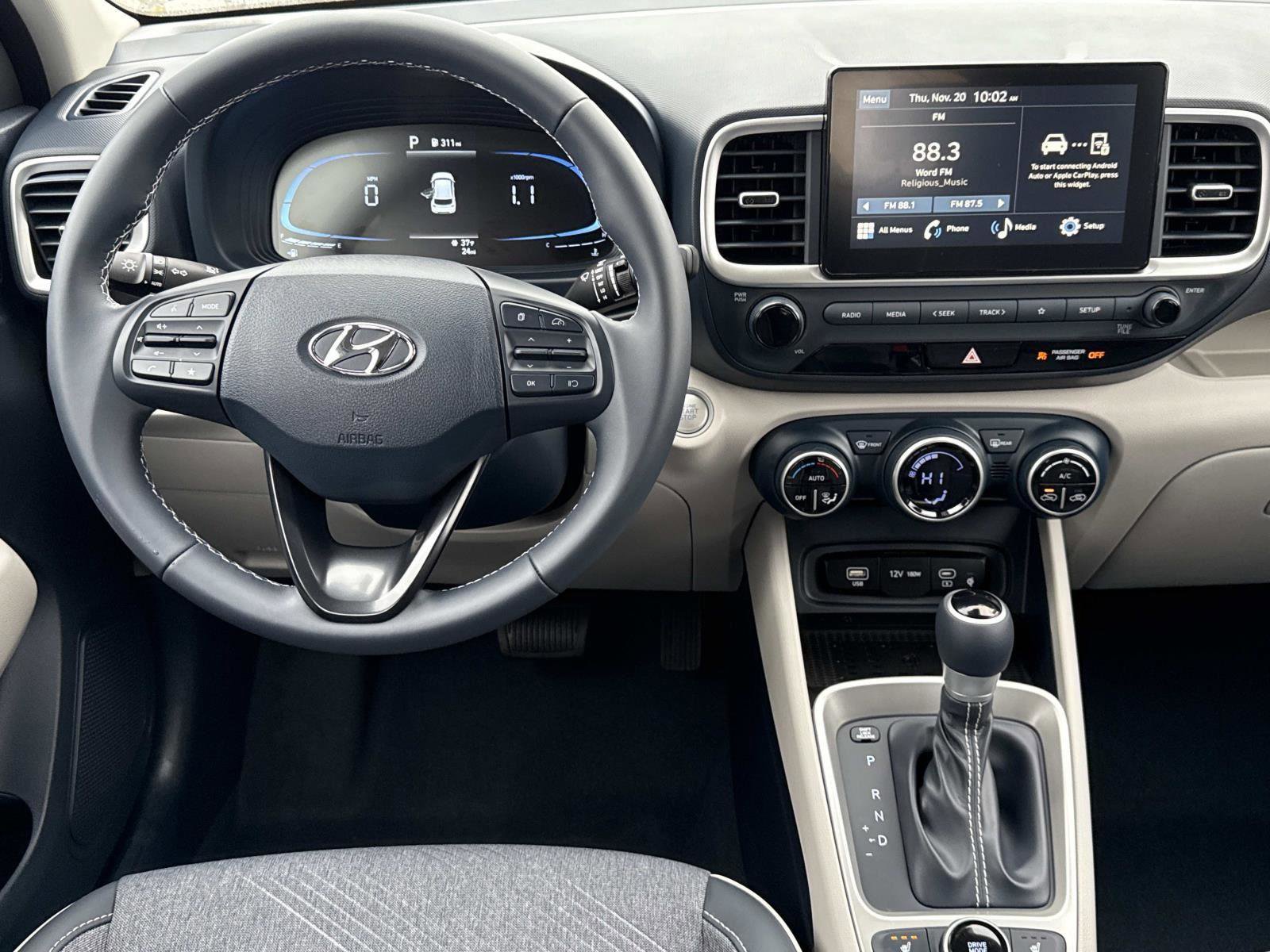 New 2026 Hyundai Venue SEL FWD image 2
